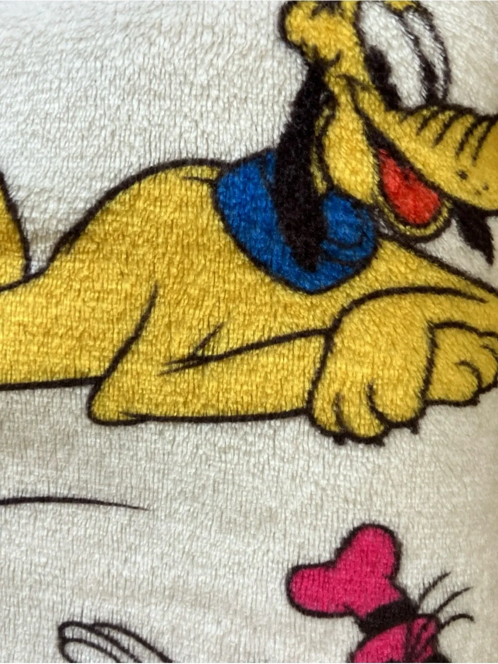 Disney Mickey Mouse Soft Blanket Pluto Daisy Donald Duck Minnie Goofy Fits Twin